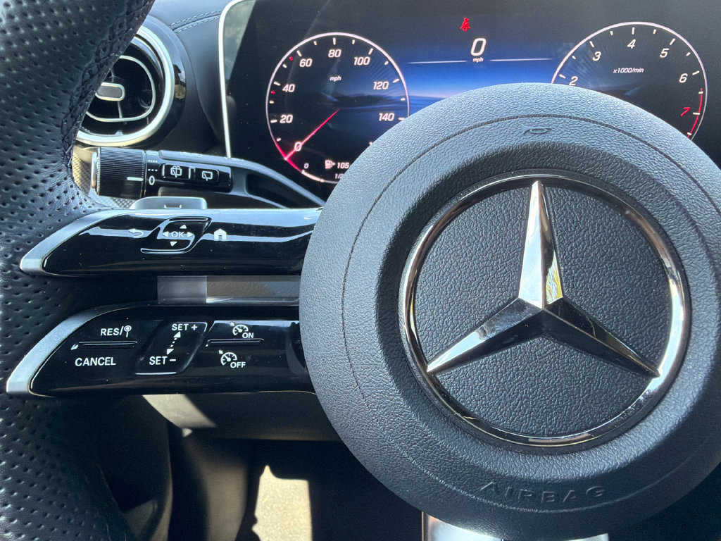 Used 2026 Mercedes-Benz GLC 300 image 28