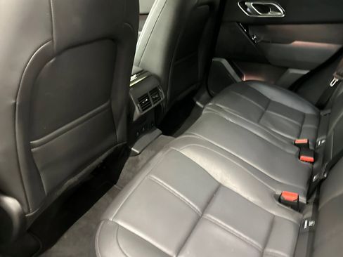 Used 2025 Land Rover Range Rover Velar Dynamic SE image 26