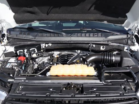 Used 2018 Ford F150 XL w/ Equipment Group 101A Mid image 14