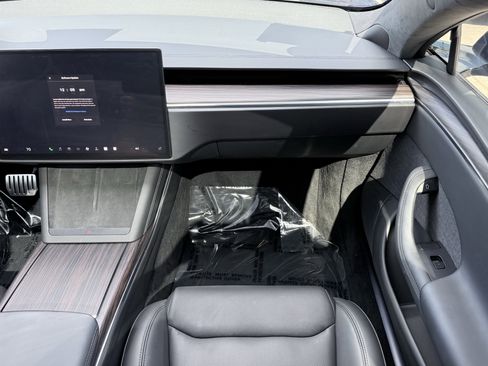 Used 2024 Tesla Model S AWD/4WD image 53