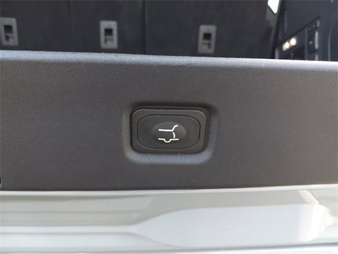 Used 2025 Ford Expedition Platinum w/ Stealth Performance Package image 12