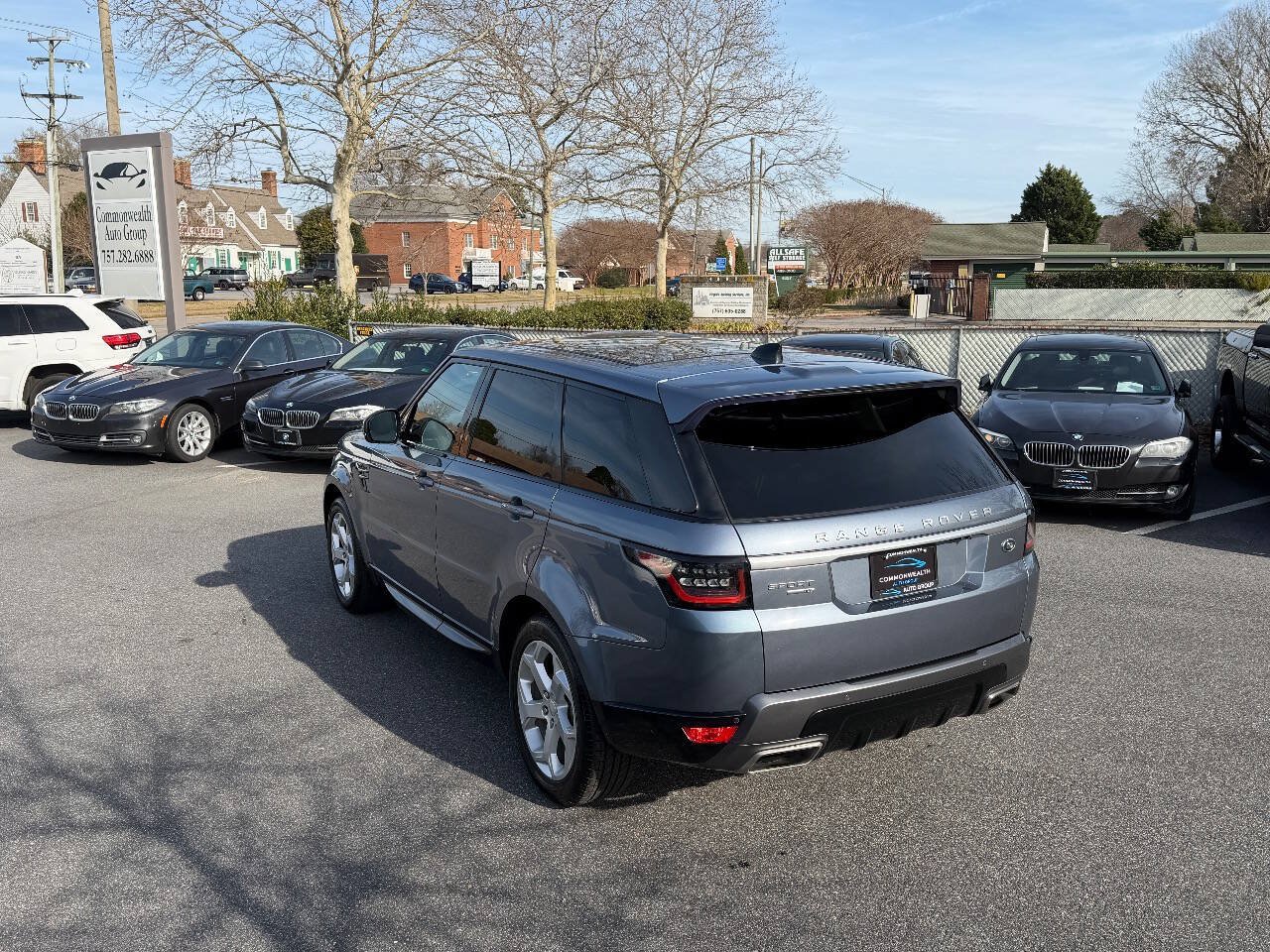 Used 2018 Land Rover Range Rover Sport HSE AWD/4WD image 8