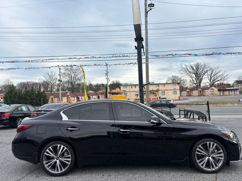 Used 2019 INFINITI Q50 Sport w/ Cargo Package (L96) image 6