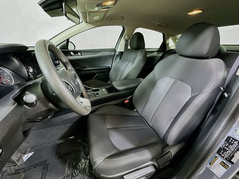 Used 2024 Kia K5 LXS image 15