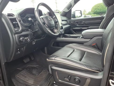 Used 2023 RAM 1500 Limited AWD/4WD image 12