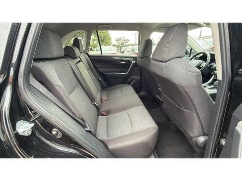 Certified 2024 Toyota RAV4 XLE FWD image 37