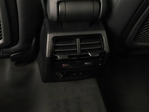 New 2025 Audi Q3 2.0T Premium image 22