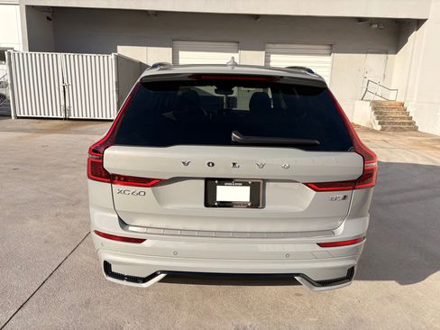 Used 2026 Volvo XC60 B5 Plus w/ Protection Package Premier AWD/4WD image 10