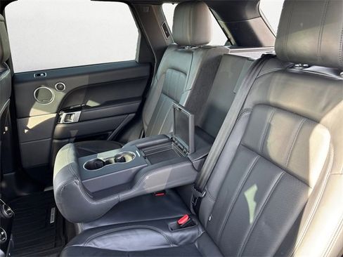 Used 2019 Land Rover Range Rover Sport HSE image 24