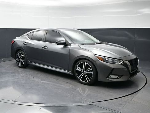 Used 2021 Nissan Sentra SR image 3