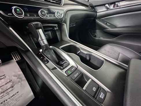 Used 2022 Honda Accord Sport image 28