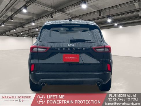 Used 2023 Ford Escape ST-Line image 15