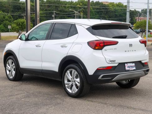 Used 2025 Buick Encore GX Preferred AWD/4WD image 5
