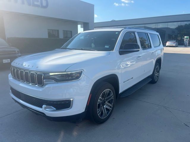 Used 2024 Jeep Wagoneer L 4WD w/ Premium Group I image 8