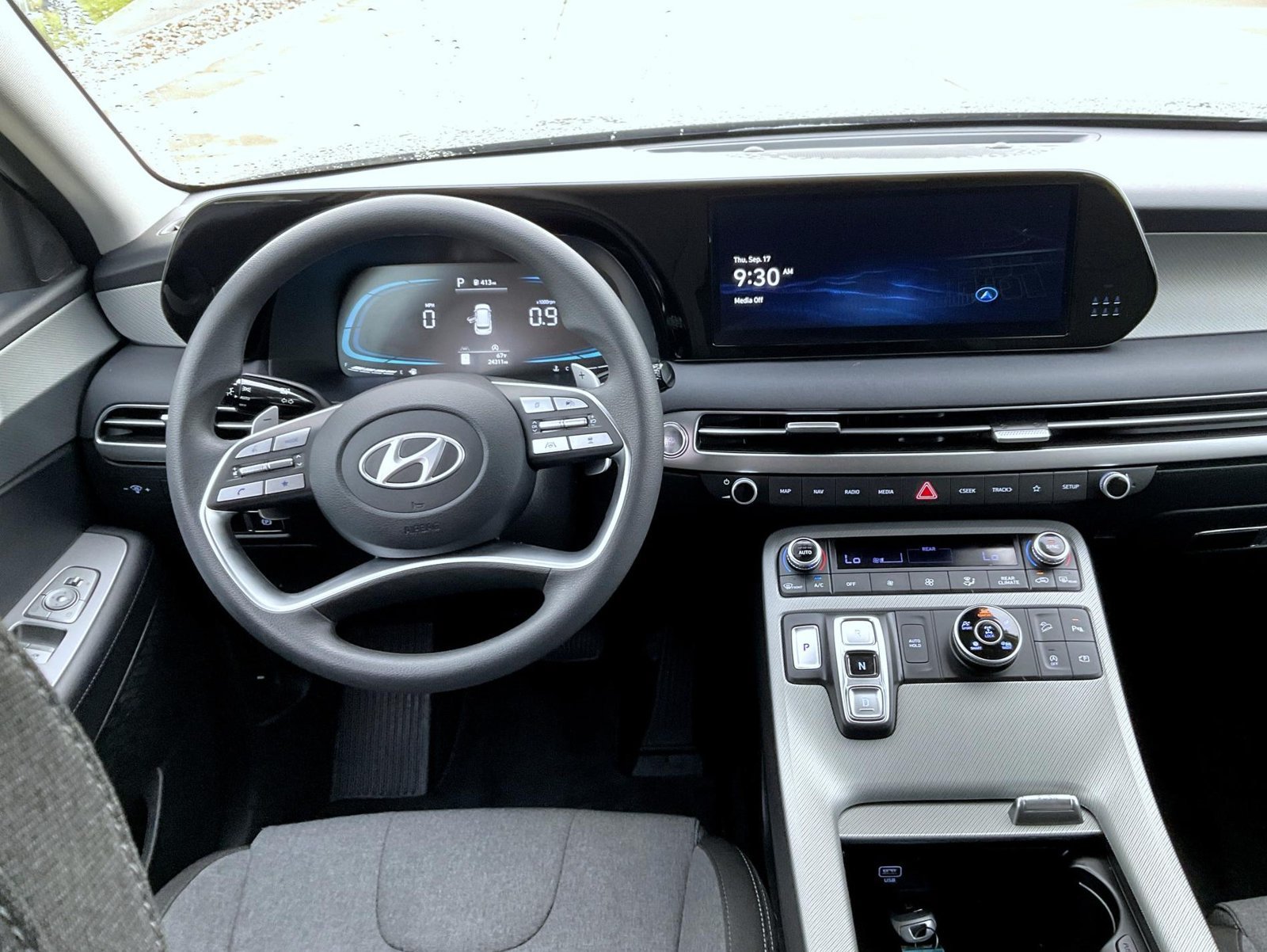 Used 2025 Hyundai Palisade SE AWD/4WD image 14