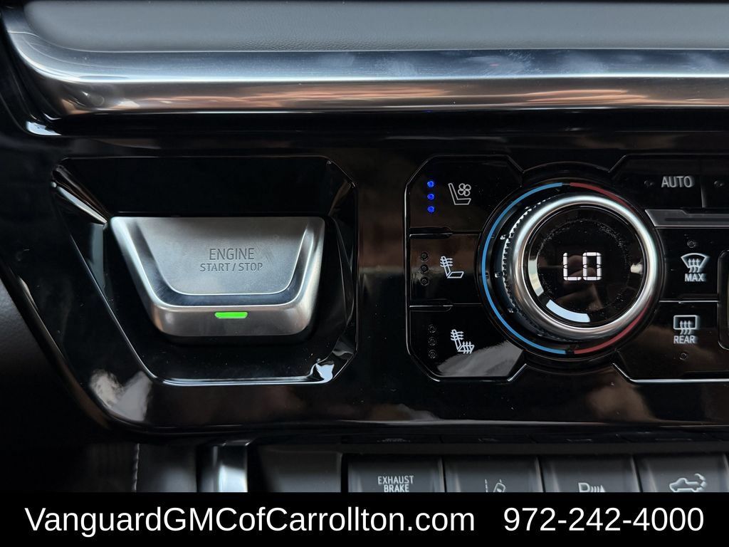 New 2026 GMC Sierra 2500 Denali Ultimate AWD/4WD image 18