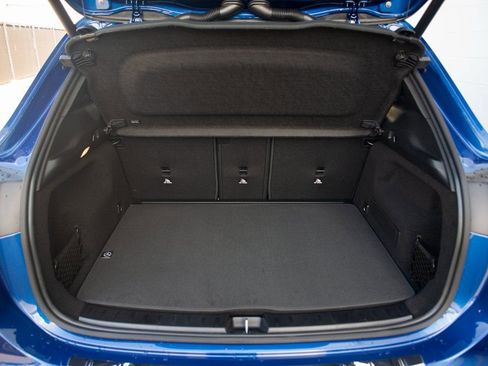 Certified 2025 Mercedes-Benz GLA 250 4MATIC image 32