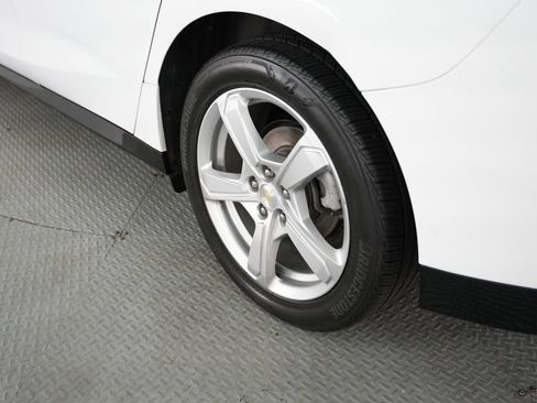 Used 2018 Chevrolet Volt LT FWD image 57