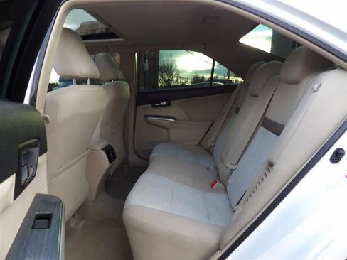 Used 2012 Toyota Camry XLE image 13