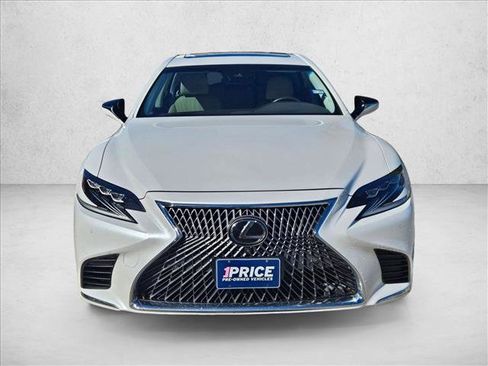 Used 2019 Lexus LS 500 image 2