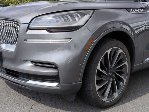 Used 2023 Lincoln Aviator Reserve w/ Equipment Group 201A AWD/4WD image 11