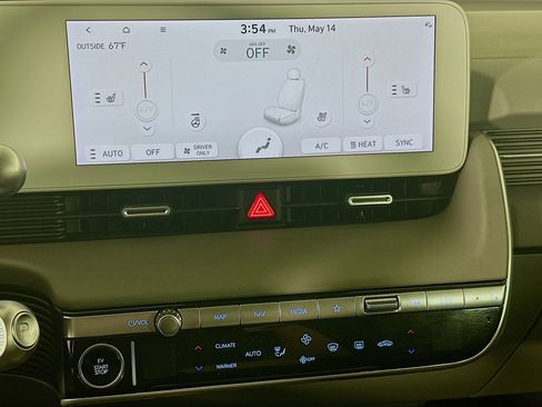 Used 2024 Hyundai Ioniq 5 SEL RWD image 24