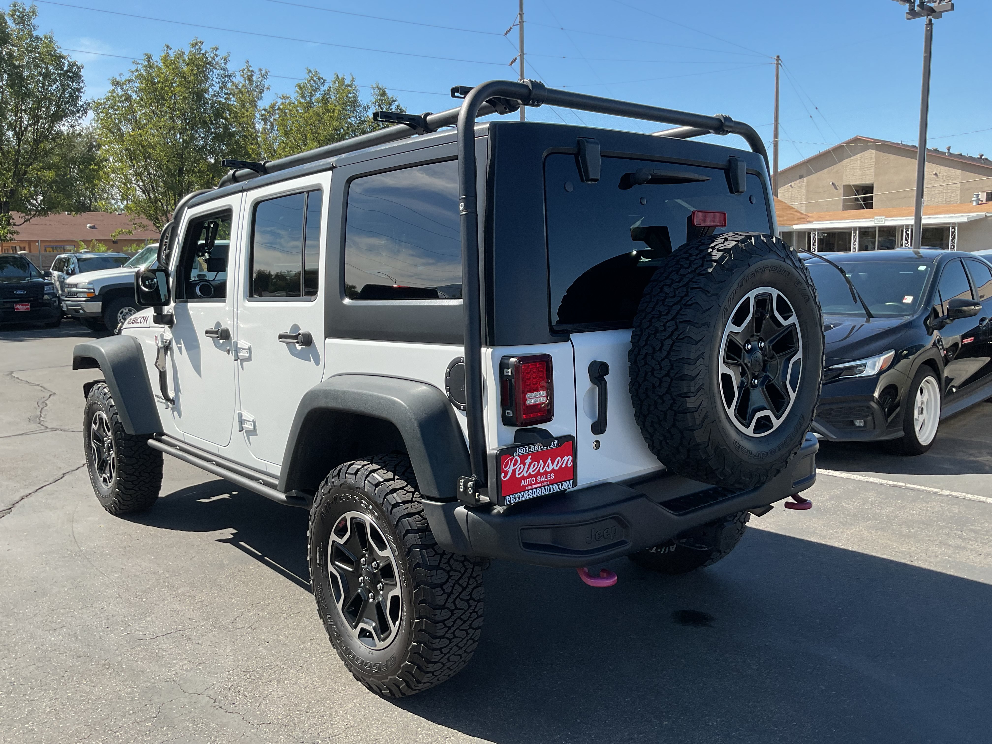 Used 2015 Jeep Wrangler Unlimited Rubicon AWD/4WD image 7