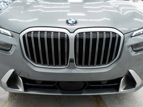 Used 2026 BMW X7 xDrive40i AWD/4WD image 46