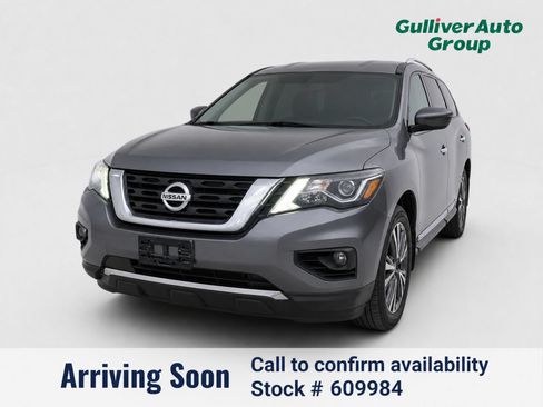 Used 2019 Nissan Pathfinder SL FWD image 1