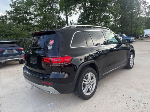 Used 2020 Mercedes-Benz GLB 250 image 4