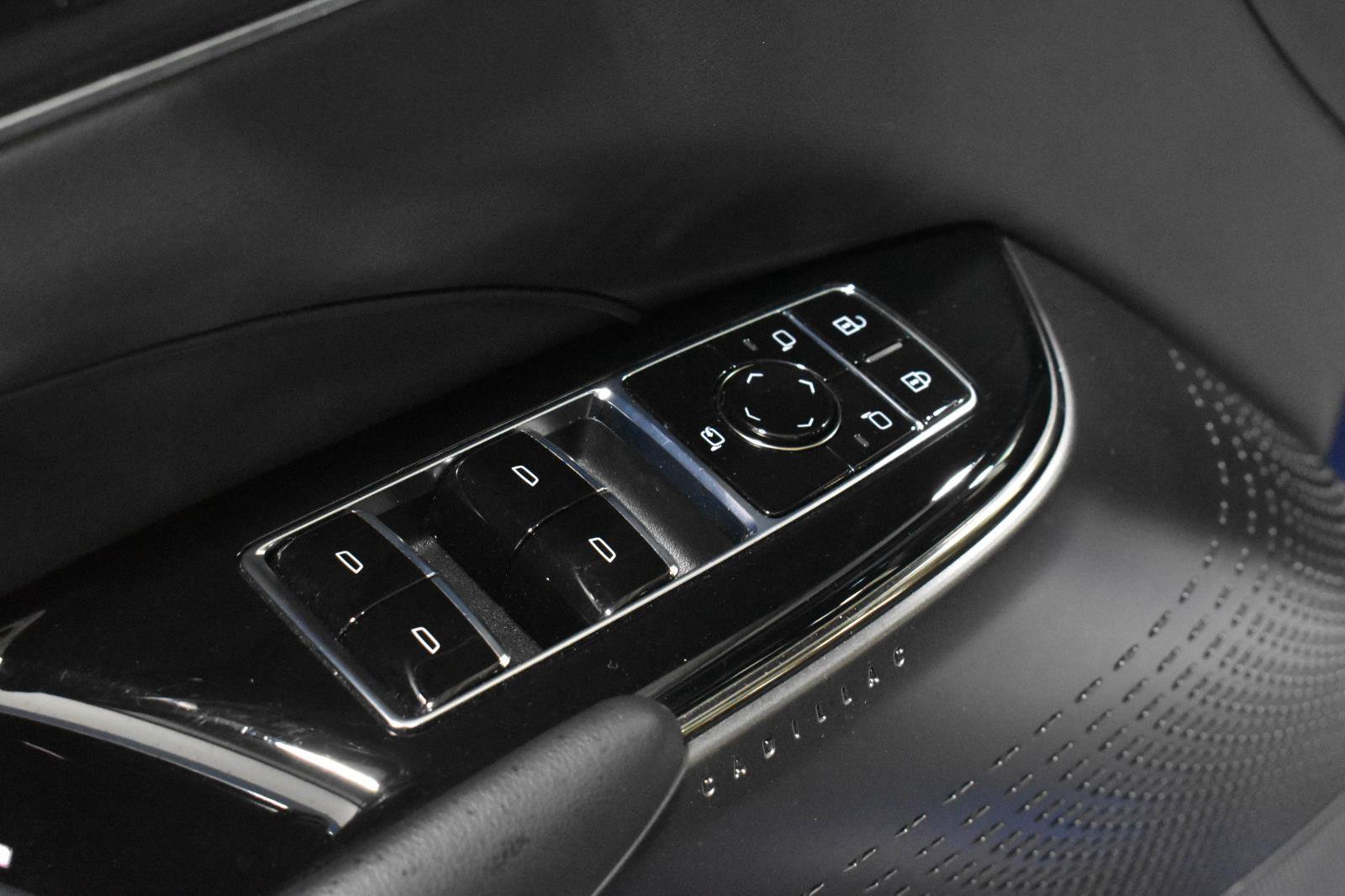 Certified 2024 Cadillac Lyriq Sport RWD image 10