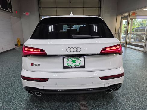 Used 2024 Audi SQ5 Prestige AWD/4WD image 8