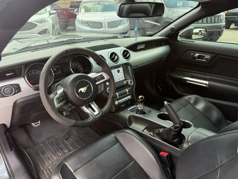 Used 2016 Ford Mustang GT Premium RWD image 16