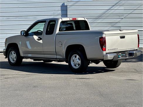 Used 2005 Chevrolet Colorado LS image 3