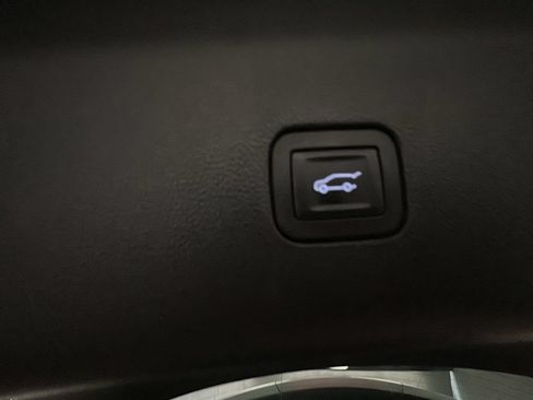 Used 2019 Buick Enclave Essence w/ Trailering Package, 5000 lbs. AWD/4WD image 22