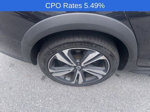 Certified 2024 Volvo V60 B5 Cross Country Plus w/ Protection Package Premier AWD/4WD image 9