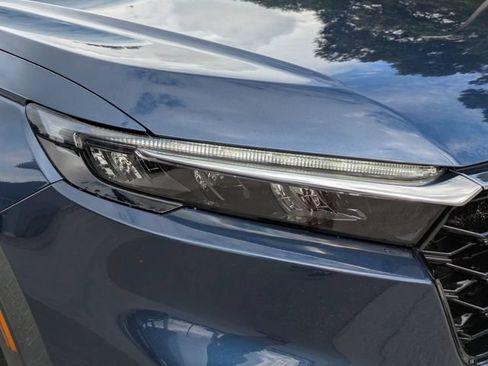 Used 2025 Honda CR-V EX-L image 10