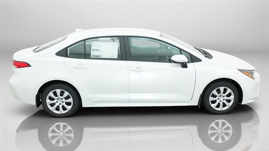 New 2027 Toyota Corolla LE FWD image 14