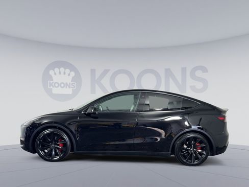 Used 2022 Tesla Model Y Performance image 7