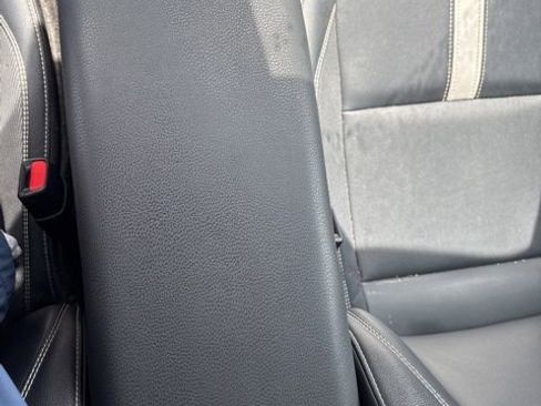 Used 2025 Toyota Camry SE FWD image 19