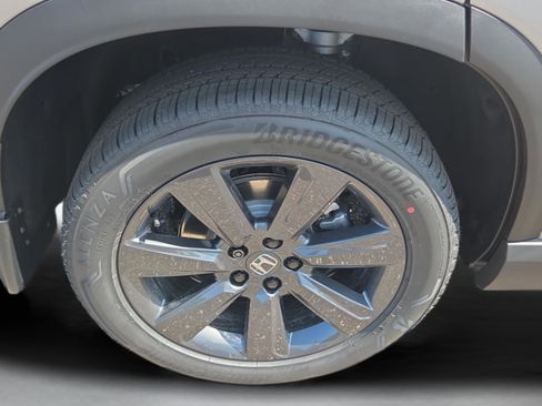 New 2026 Honda Pilot Sport image 32
