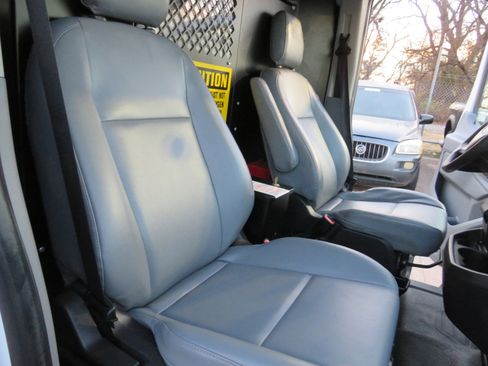 Used 2016 Ford Transit 350 148 Medium Roof image 25
