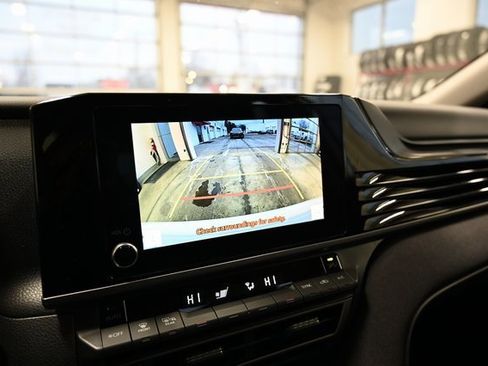 Used 2025 Toyota Camry LE image 16