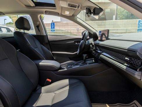Used 2024 Honda Accord EX-L image 36