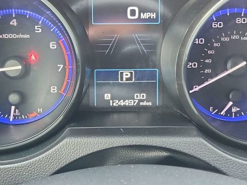 Used 2016 Subaru Outback 2.5i Limited AWD/4WD image 11