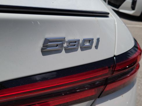 New 2027 BMW 530i w/ M Sport Package RWD image 5
