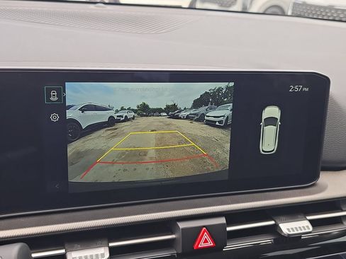 New 2026 Kia Sportage LX FWD image 23