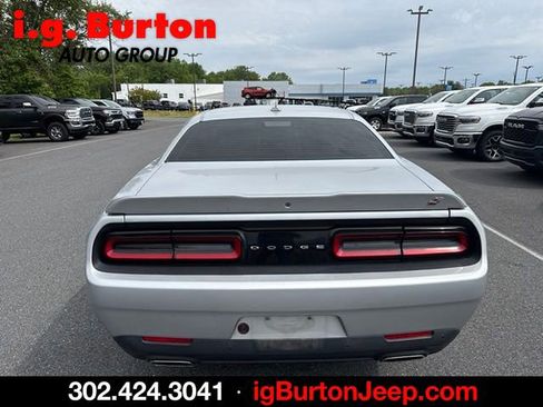 Used 2020 Dodge Challenger SXT w/ Driver Convenience Group AWD/4WD image 4