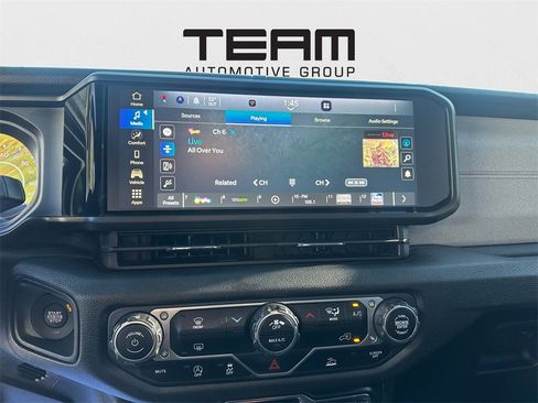 Certified 2024 Jeep Gladiator Sport image 12