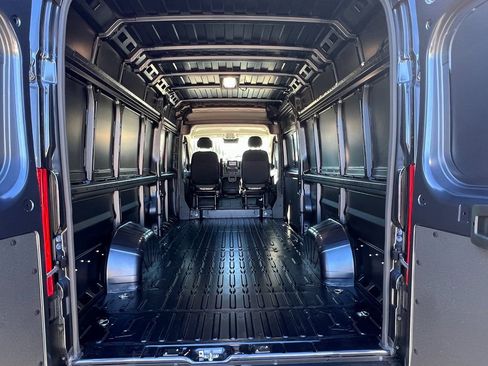 New 2026 RAM ProMaster 3500 w/ Convenience Group image 14